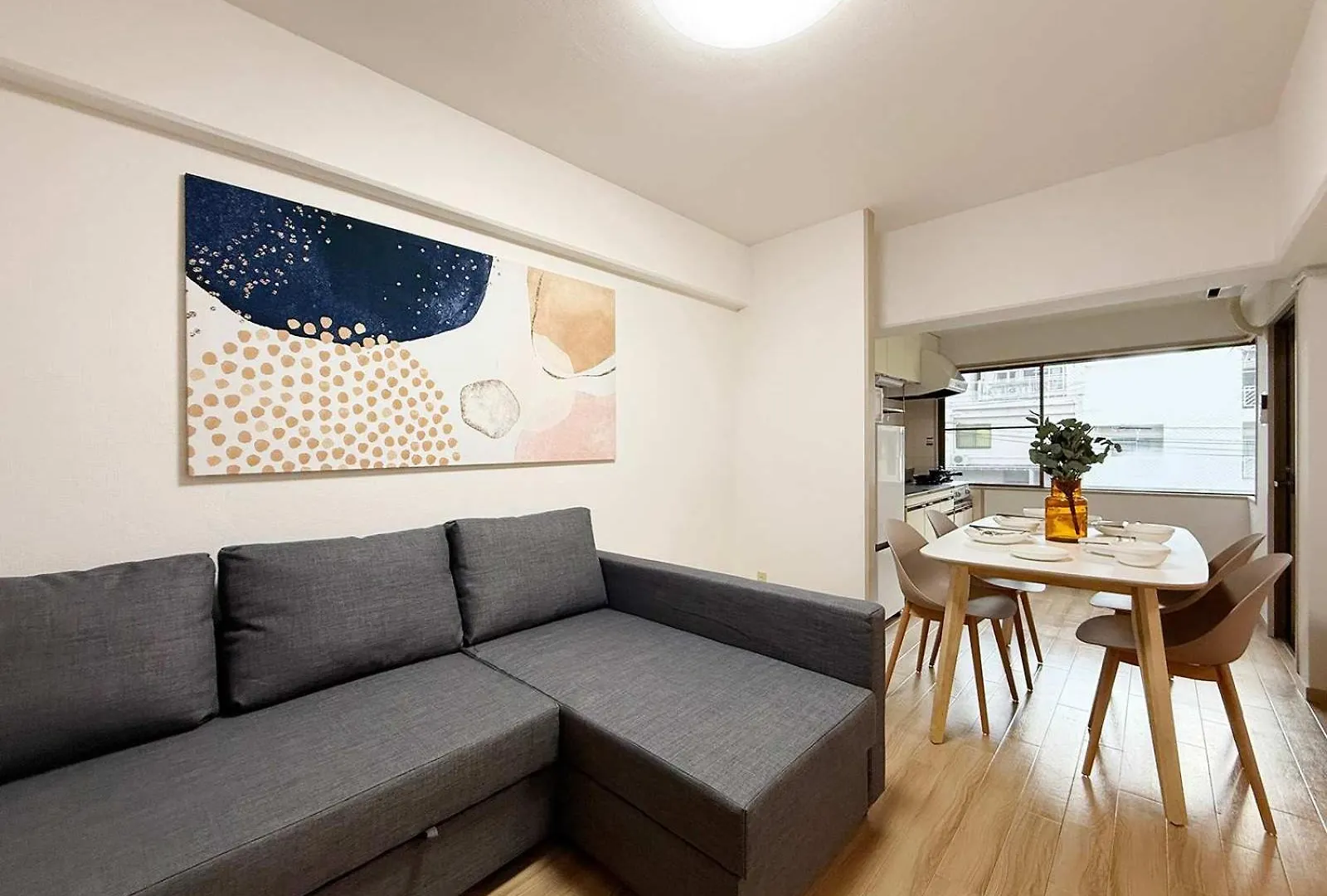 Residence Yu - Relaxing 2Br Near City Center Dining & Kitchen Hiroshima Apartment